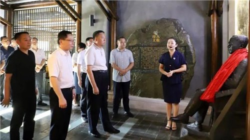 湖南省政協(xié)主席、黨組書記毛萬春一行來集團白沙溪茶廠考察調(diào)研